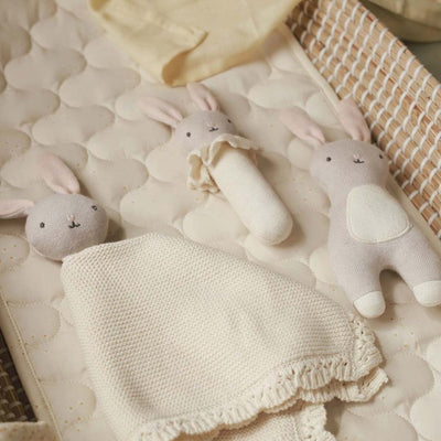 Bambinista - AVERY ROW - Toy - AVERY ROW Little Hands Toy - Blushing Bunny