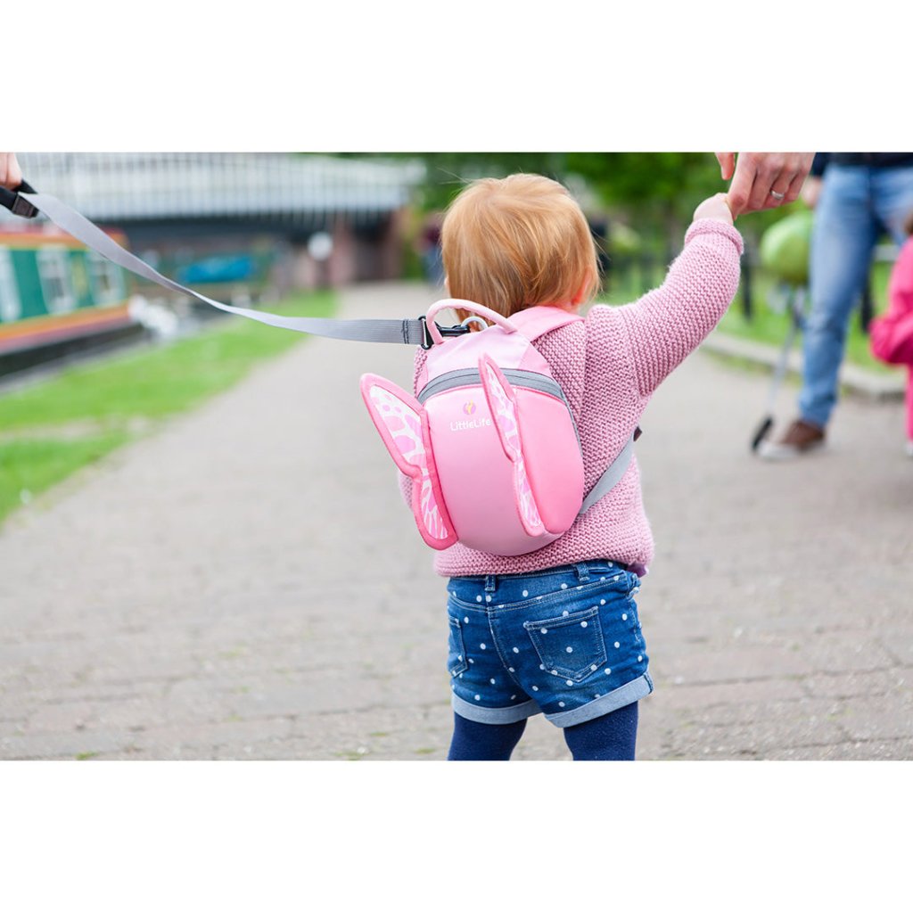 Butterfly backpack clearance reins