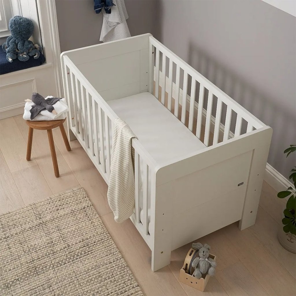 Tutti bambini 2024 white cot bed